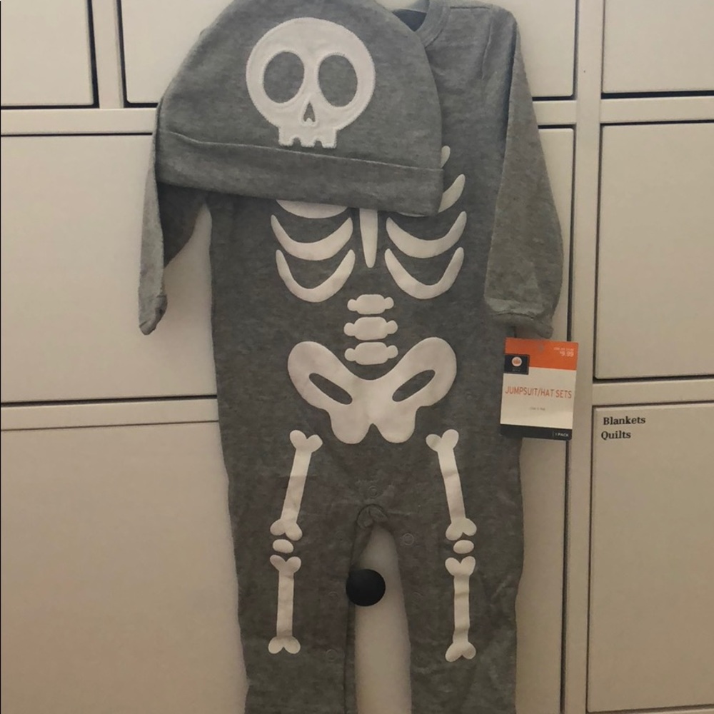 NWT Circo grey skeleton one piece with hat 6-9mo